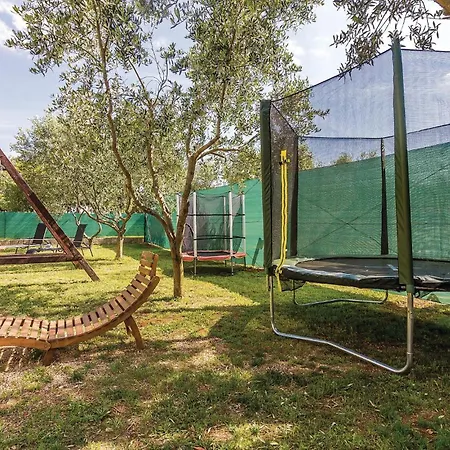Stunning In With Wifi Holiday home Peroj